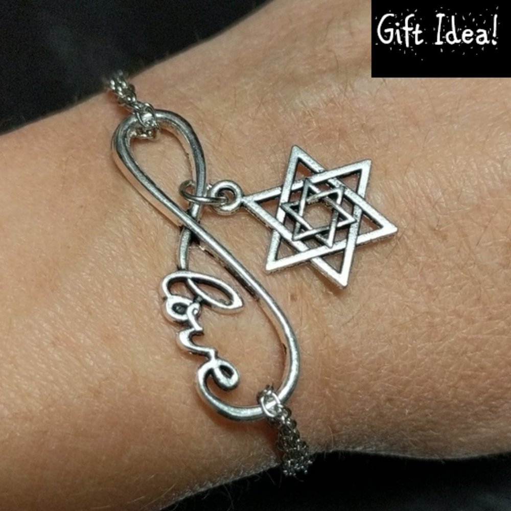Infinity Love Bracelet with Star Pendant